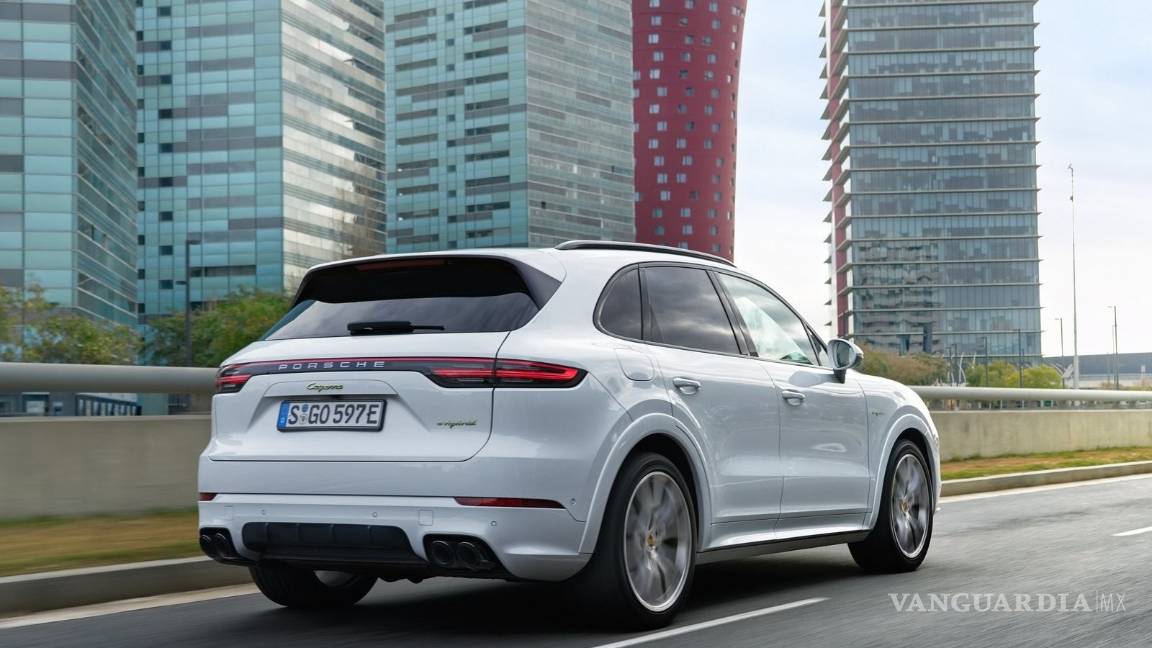 $!Porsche Cayenne E-Hybrid, lujoso SUV de 462 CV y 30 km por litro