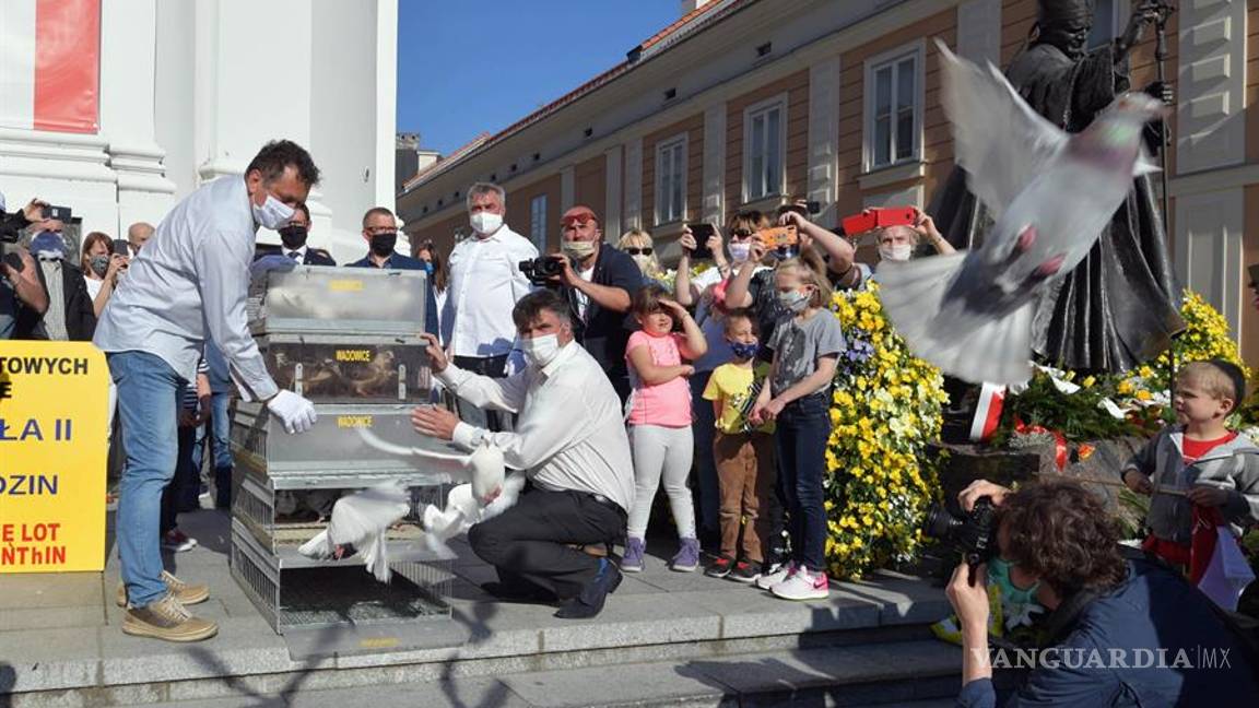 $!Así celebran el centenario del nacimiento de Juan Pablo II en tiempos del coronavirus (fotos)