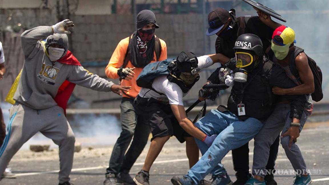 Se eleva a cuatro el número de muertos en Venezuela por protestas