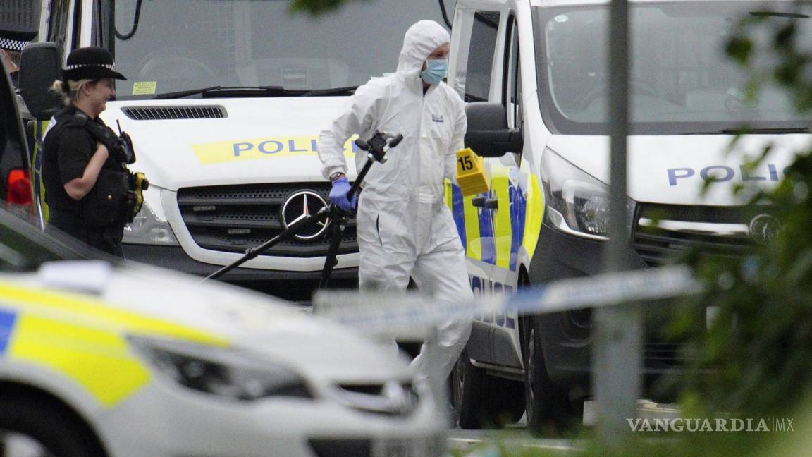 Asesinan a cinco personas en Inglaterra, atacante se suicida