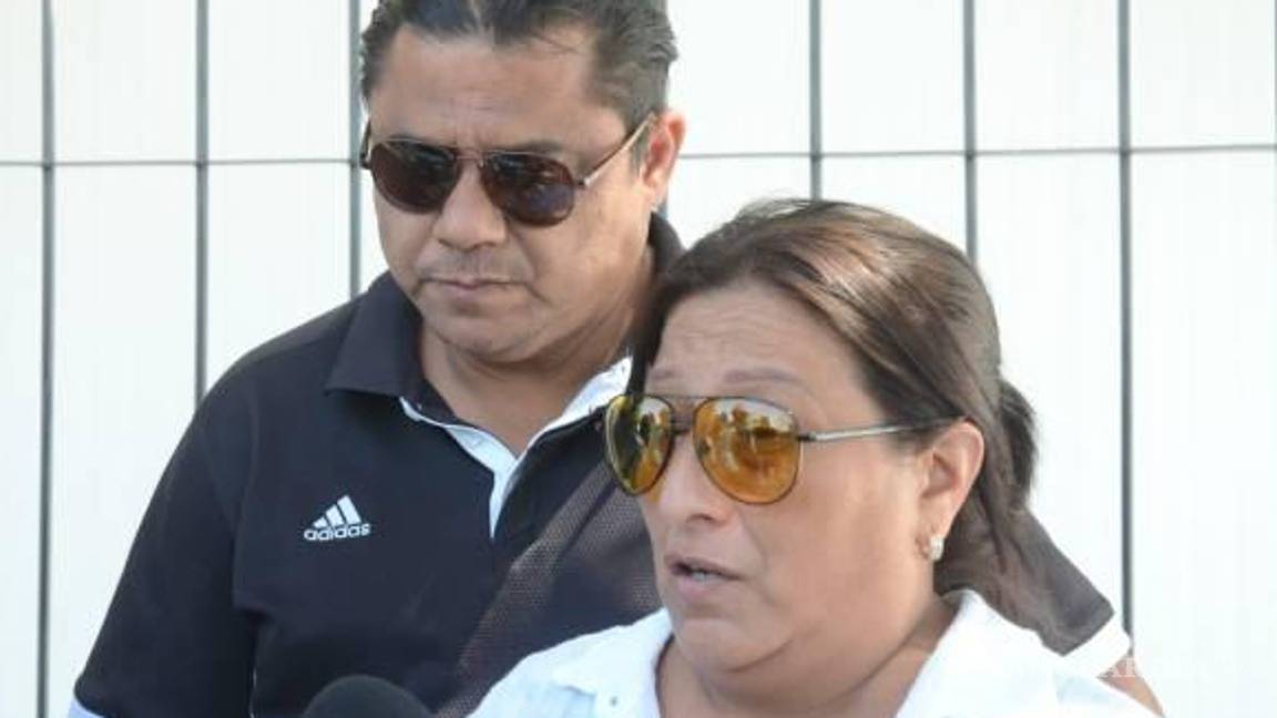 $!Mario Escobar y Dolores Bazaldúa, padres de Debanhi Susana Escobar Bazaldúa.