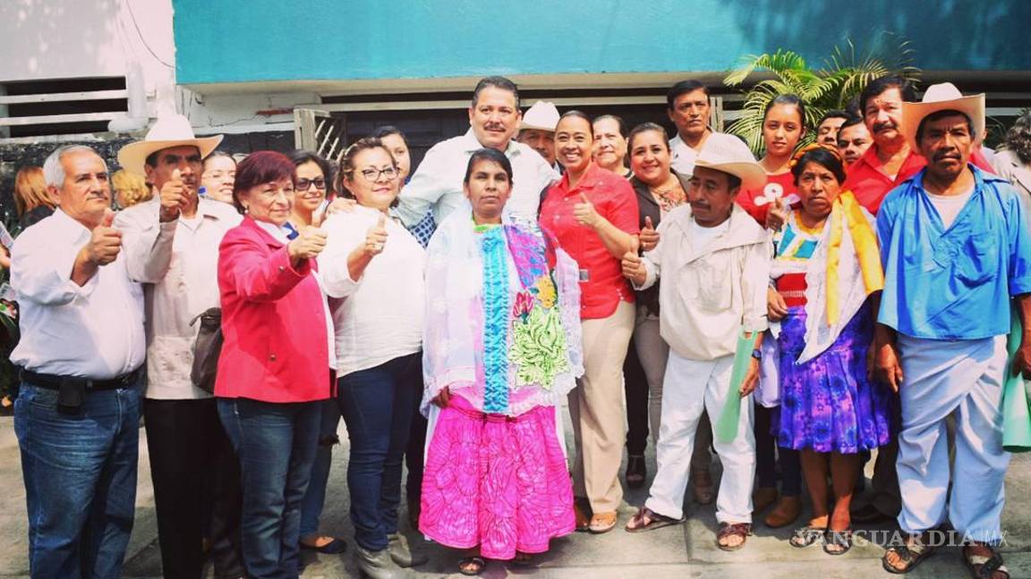 $!Picazo y Marcela Aguilera.