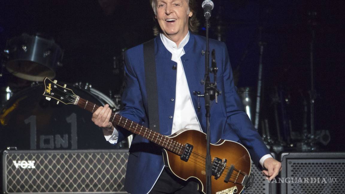 Sorprende McCartney con concierto gratuito en el famoso Cavern Club de Liverpool