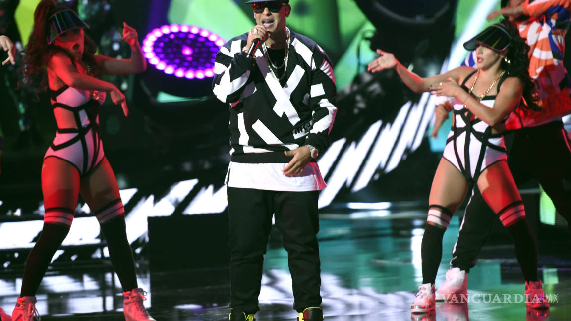 Brillan Daddy Yankee y Gente de Zona en los Latin AMAs