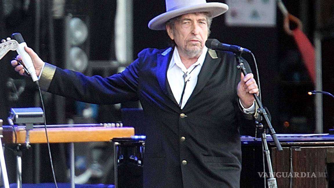 Bob Dylan, un poeta del folk-rock, onceavo Nobel de Literatura estadounidense