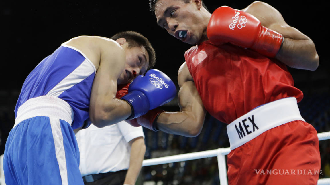El mexicano Elias Eliseo Emigdio avanza en boxeo en Río