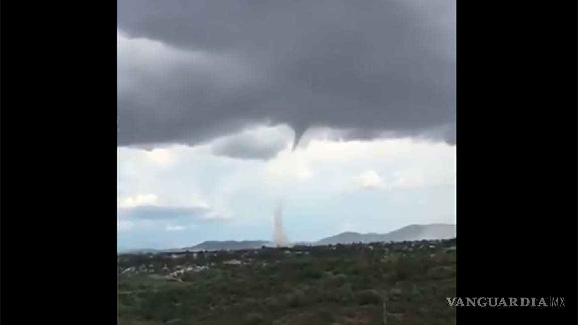 VIDEO: Tornado sorprende a los habitantes de Cananea, Sonora
