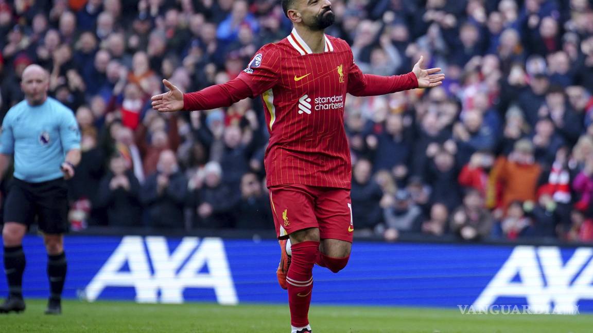 Liverpool sobrevive al susto de los Wolves y mantiene el liderato con goles de Salah y Díaz