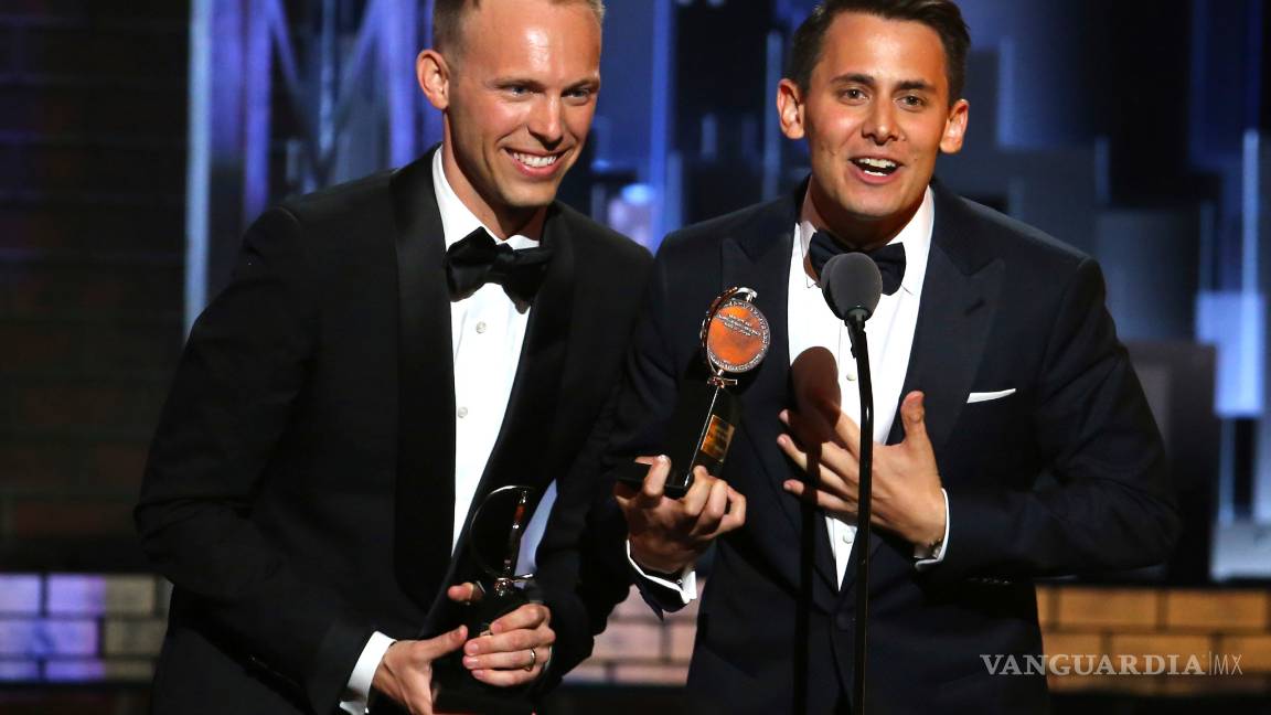 $!Kevin Spacey enamora en Premios Tony 2017