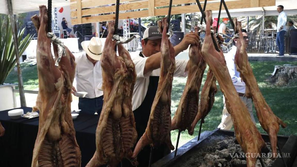 $!El platillo norteño es la pieza fundamental del evento local.