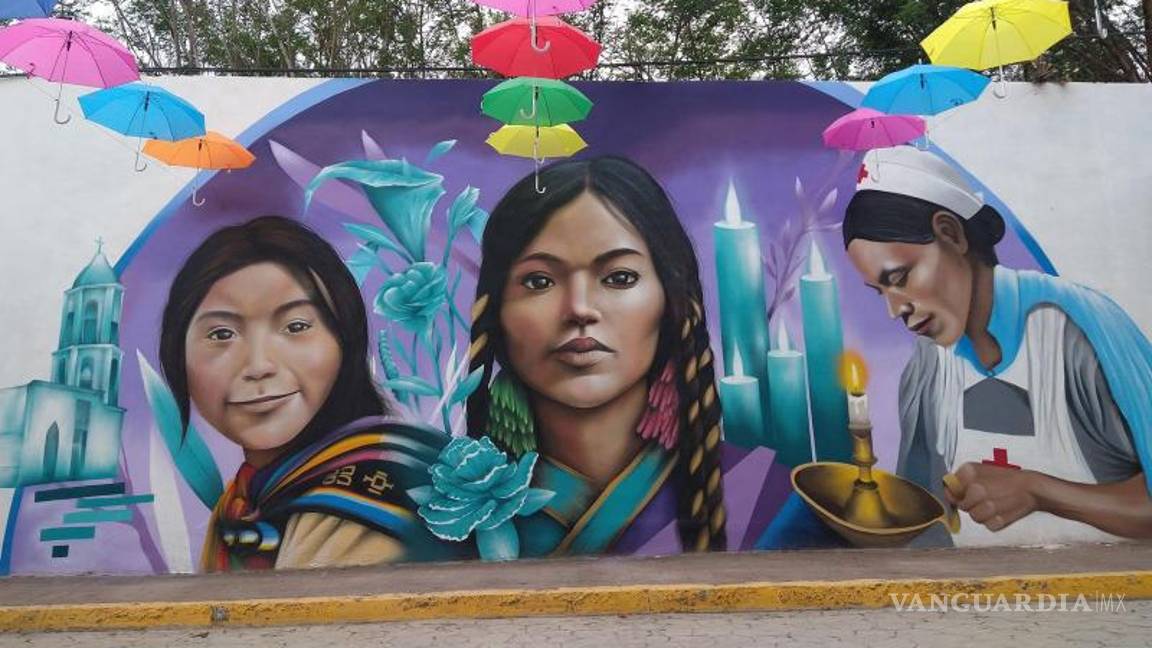 $!Ang, uno de los integrantes del colectivo, relata cómo comenzaron a hacer grafitis de manera informal en las calles de Saltillo alrededor del año 2000, inspirados en la corriente artística que surgía en Estados Unidos y Europa.