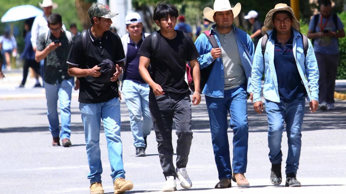 $!Estudiantes piden que la rectoría y el sindicato lleguen a un acuerdo y se evite afectaciones en las clases.