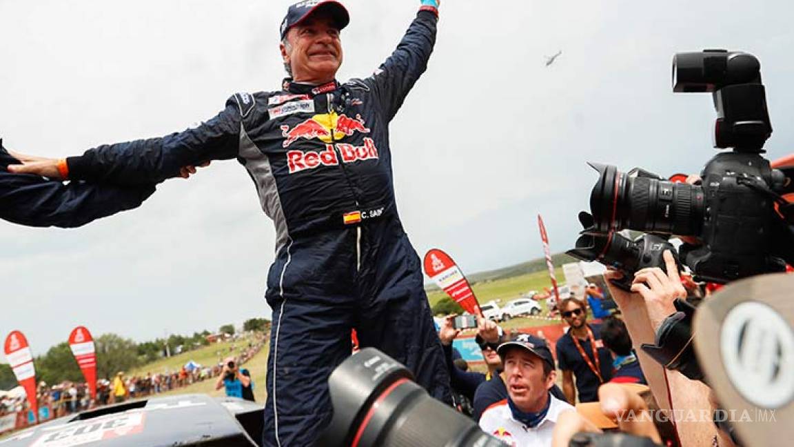 Sainz se corona en la más extrema versión del Dakar
