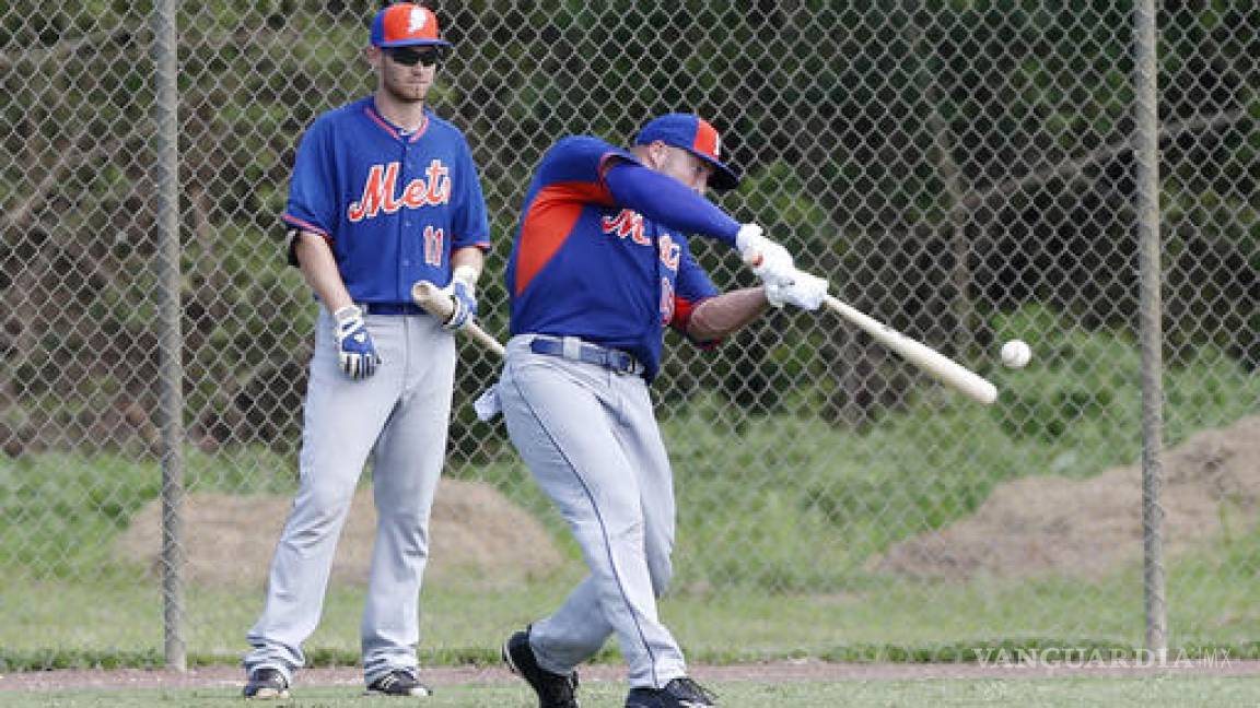 Tim Tebow ya entrenó con los Mets