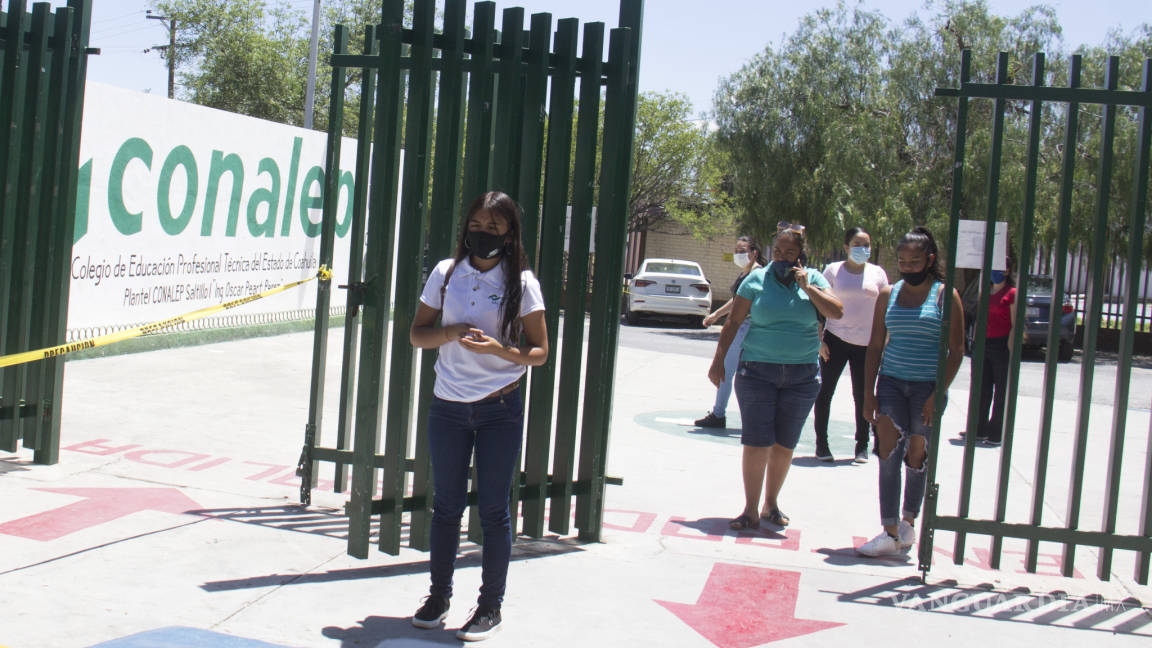 Obliga Conalep en Saltillo a alumnos a acudir a curso de inducción