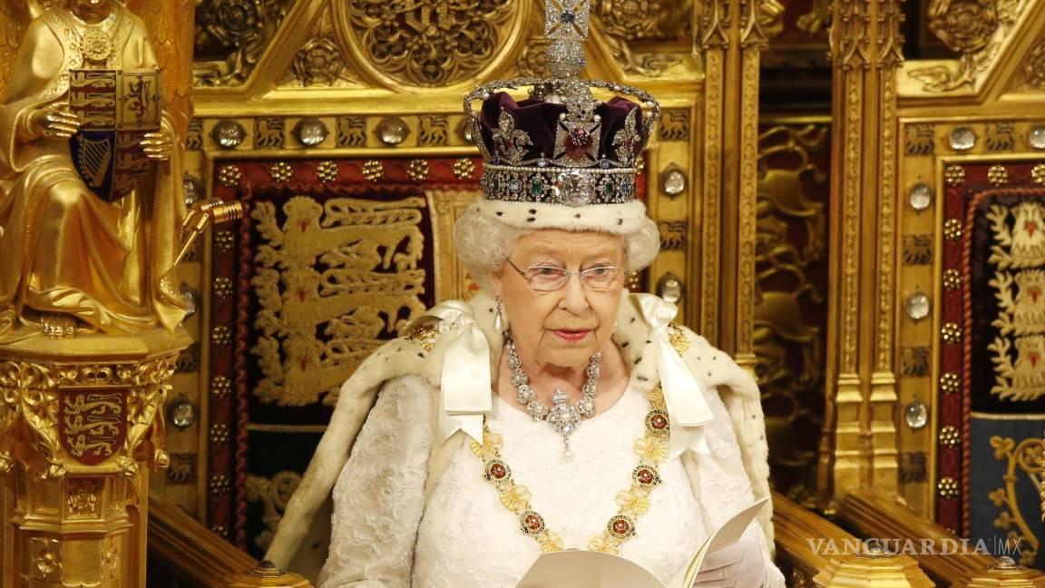 Isabel II celebra en privado sus 96 años y siendo la soberana británica más longeva