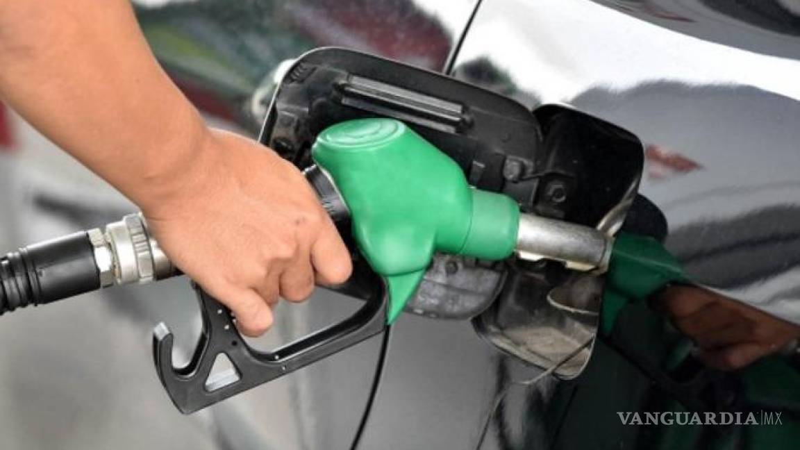 Gasolina alcanza precio nunca antes visto en sexenio de AMLO; es hasta 29% más cara que en EU