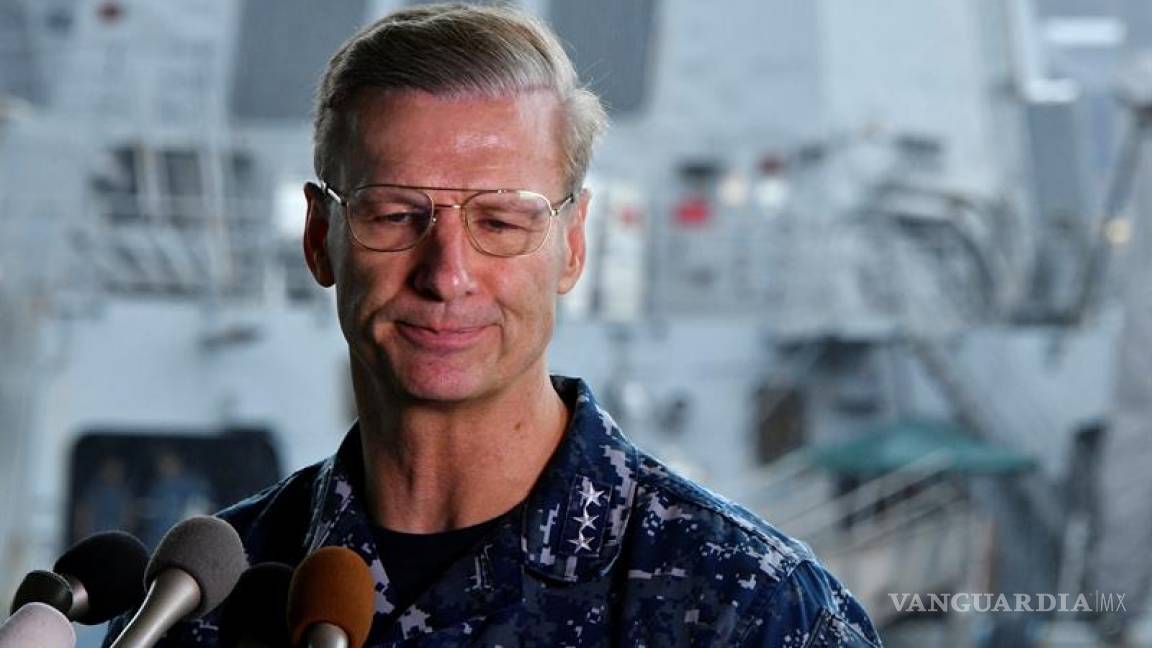 Marina de EU destituye al comandante de la Séptima Flota