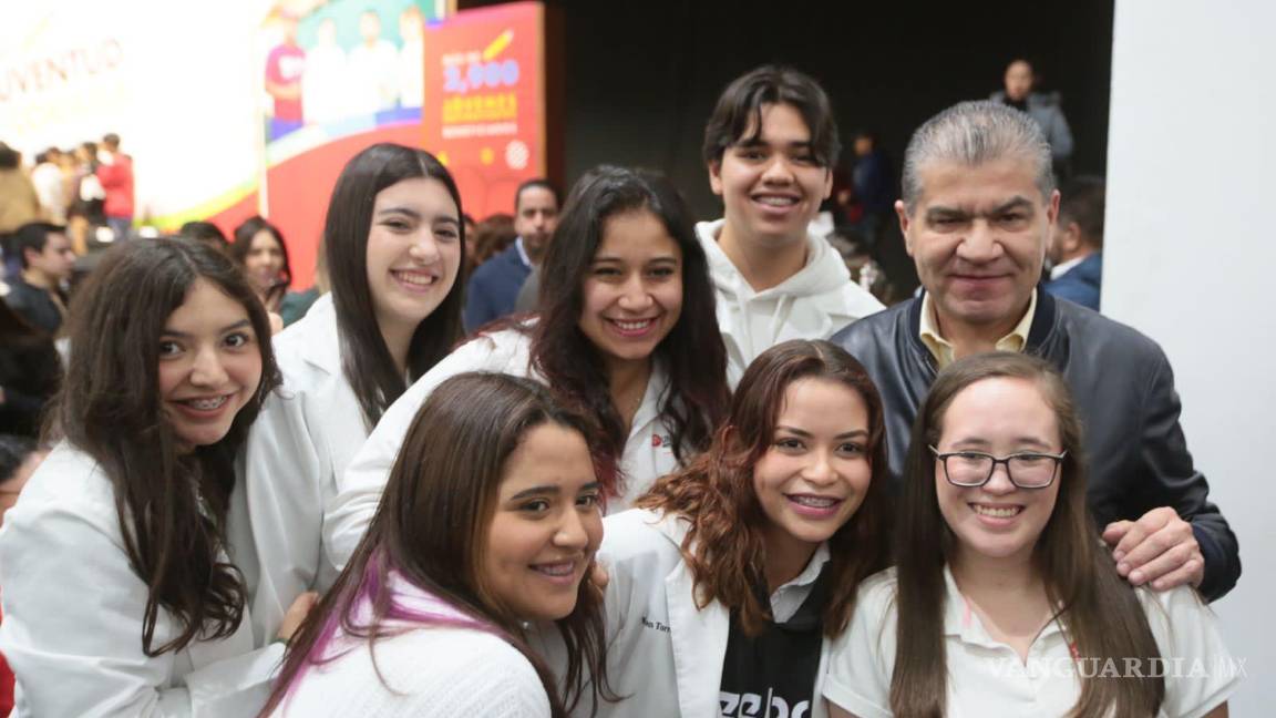 $!El Gobernador destacó su compromiso por seguir fortaleciendo la educación.