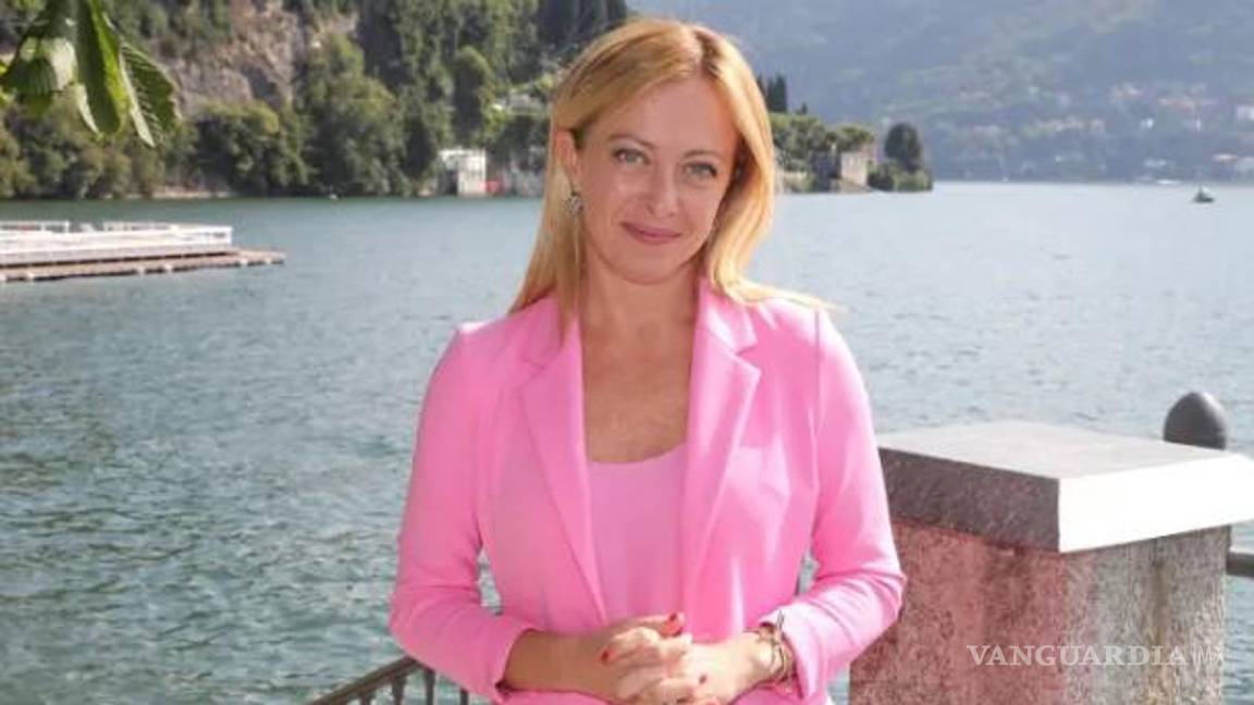 Giorgia Meloni, política de extrema derecha, sería la primera mujer que gobierne Italia