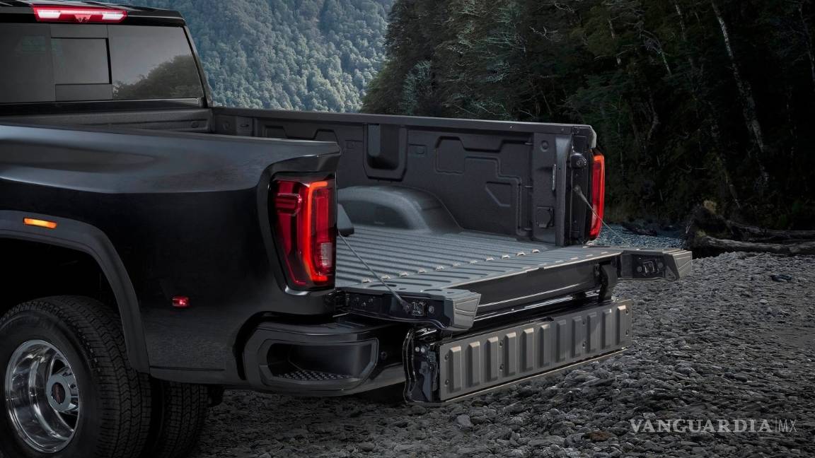 $!GMC le contesta a RAM con la pick up Sierra Heavy Duty 2020 y sus más de 13 toneladas de arrastre