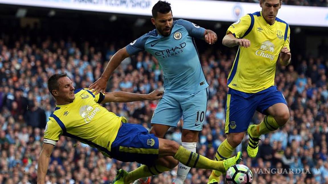 $!El City empata ante el Everton pero sigue en la cima de la Premier