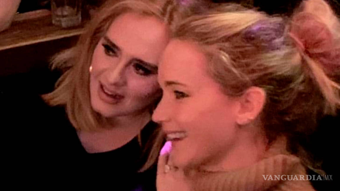 Jennifer Lawrence y Adele se van de fiesta a un bar gay