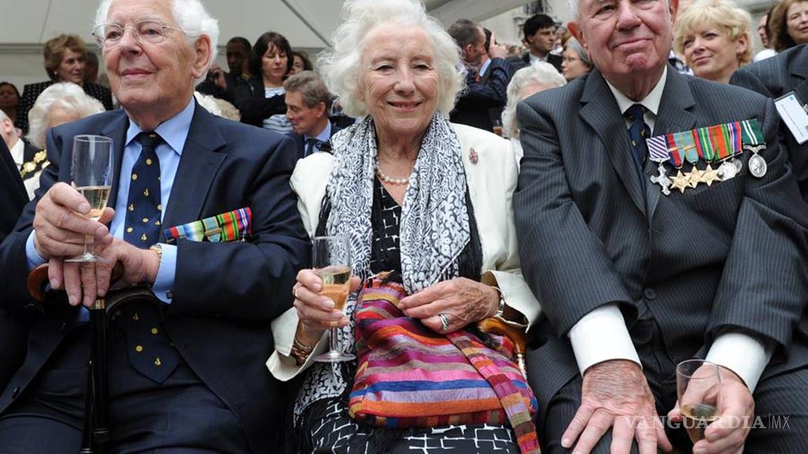 $!Muere a los 103 años Vera Lynn, la "novia de las Fuerzas Armadas" británicas en la II Guerra Mundial