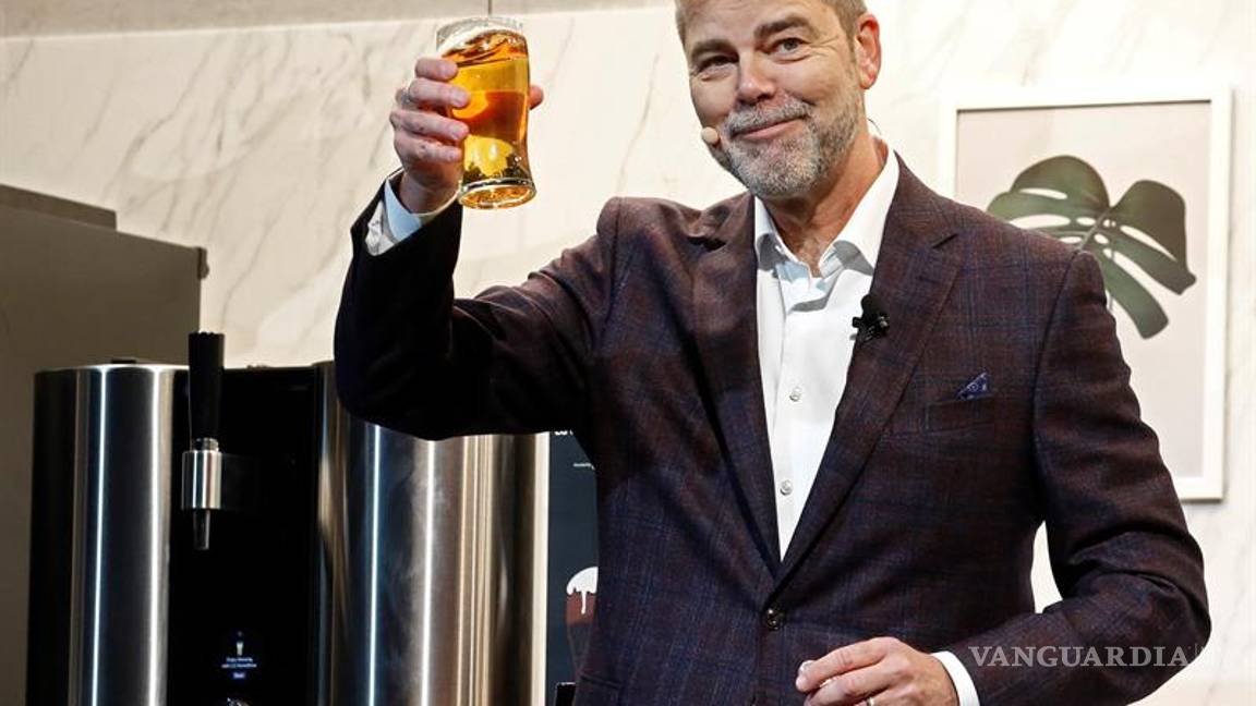 $!Crean una máquina para elaborar cerveza en casa usando cápsulas