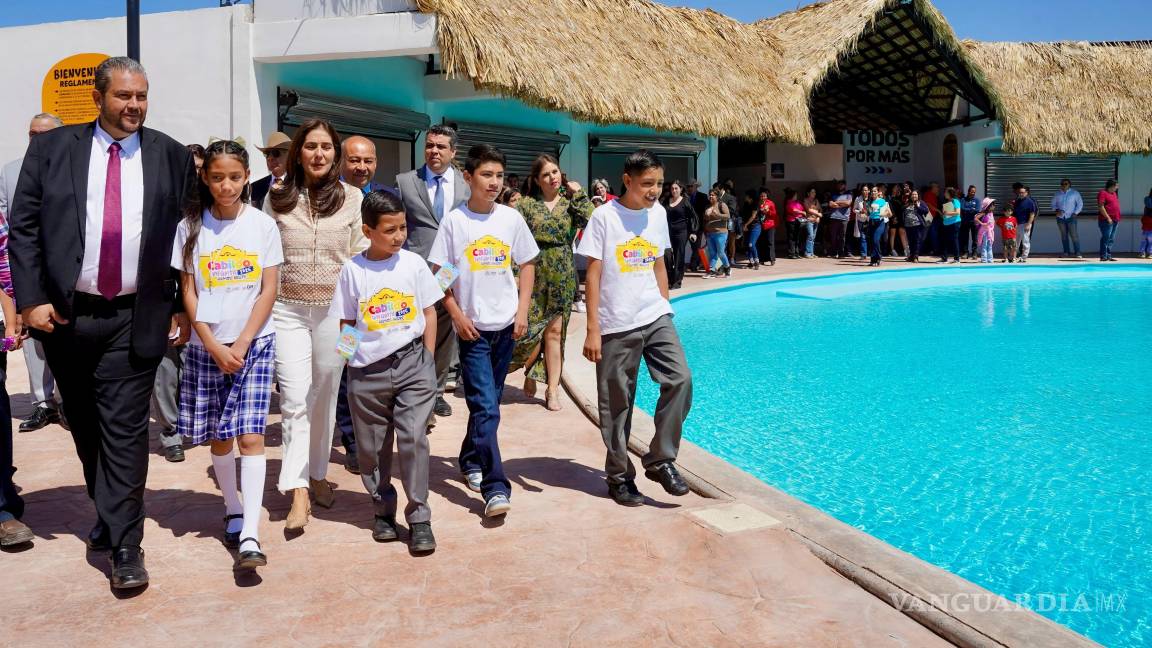Supervisa Tomás Gutiérrez reapertura del parque acuático Aqua Ramos, acompañado del Cabildo Infantil