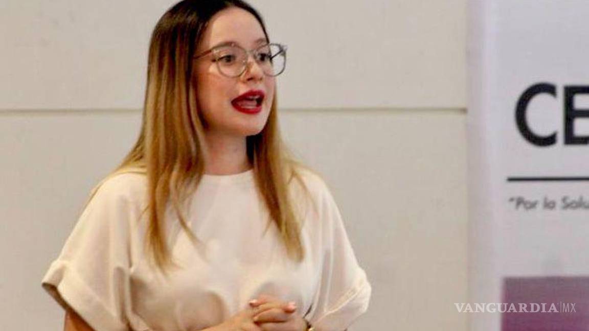 $!Aunque los paramédicos intentaron salvar la vida de la joven, ésta murió