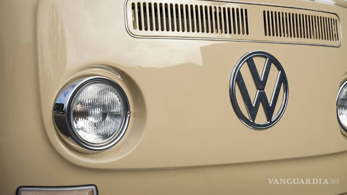 $!Primero fue un Vocho eléctrico, ahora lanzan una Combi de Volkswagen 'de pila'
