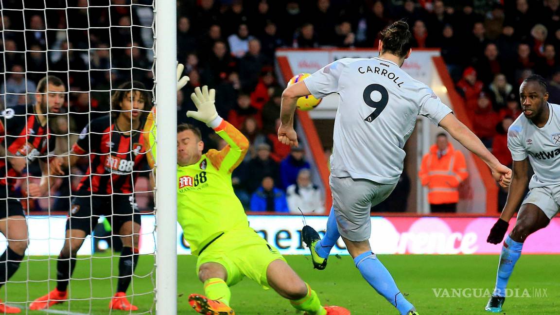 $!Ni San Chicharito Hernández pudo salvar al West Ham de la caída