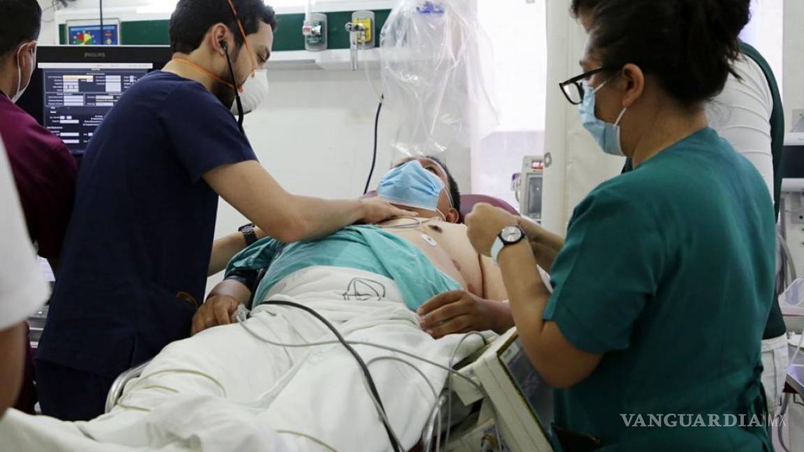 Médicos de Venezuela, Nicaragua y Bolivia se sumarán al IMSS