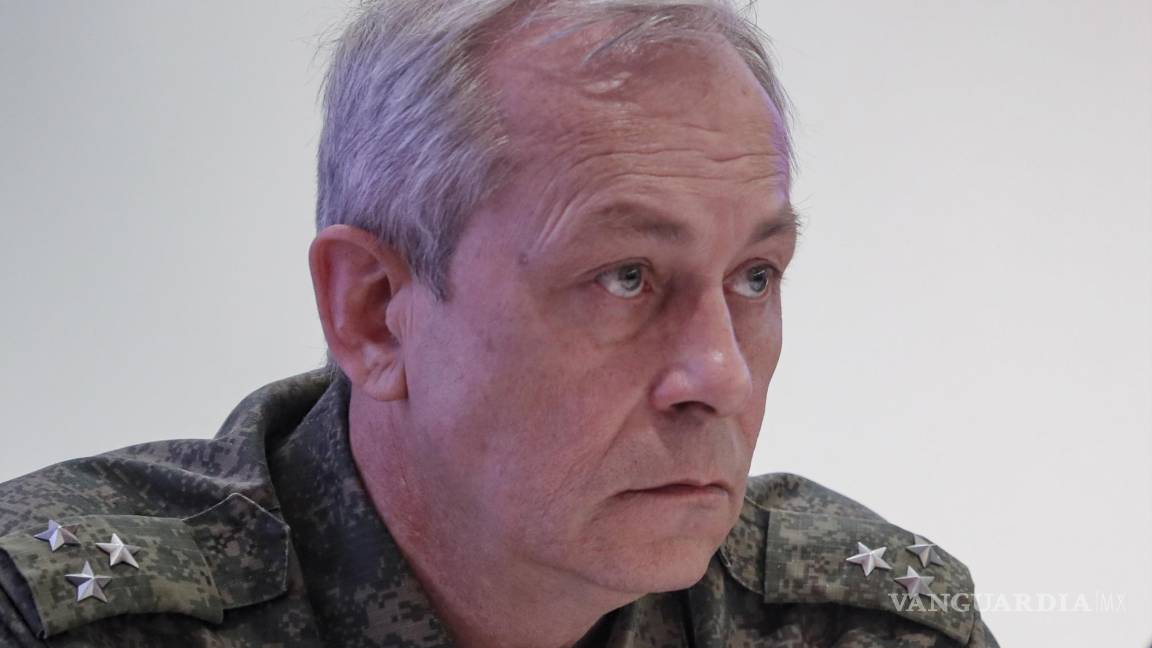 $!El jefe adjunto de la Milicia Popular en la autoproclamada República Popular de Donetsk, Eduard Basurin, asiste a una conferencia en Donetsk, Ucrania.