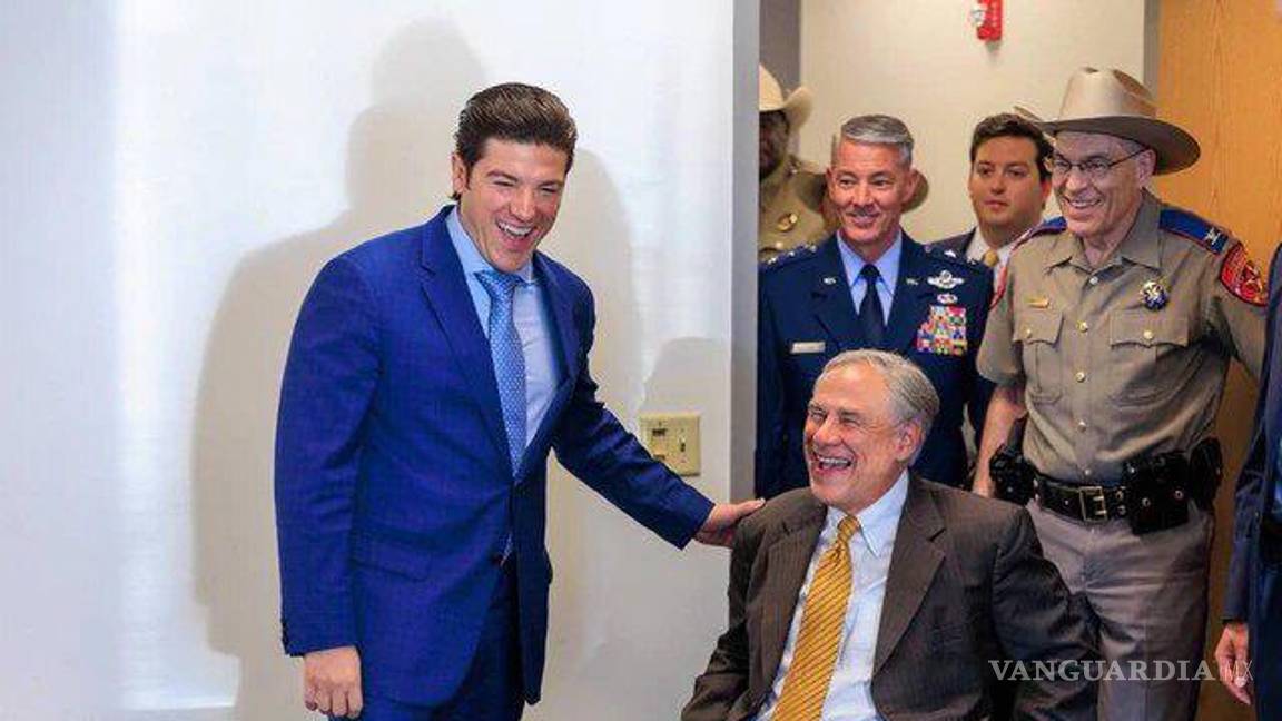 $!Samuel García y Greg Abbott.