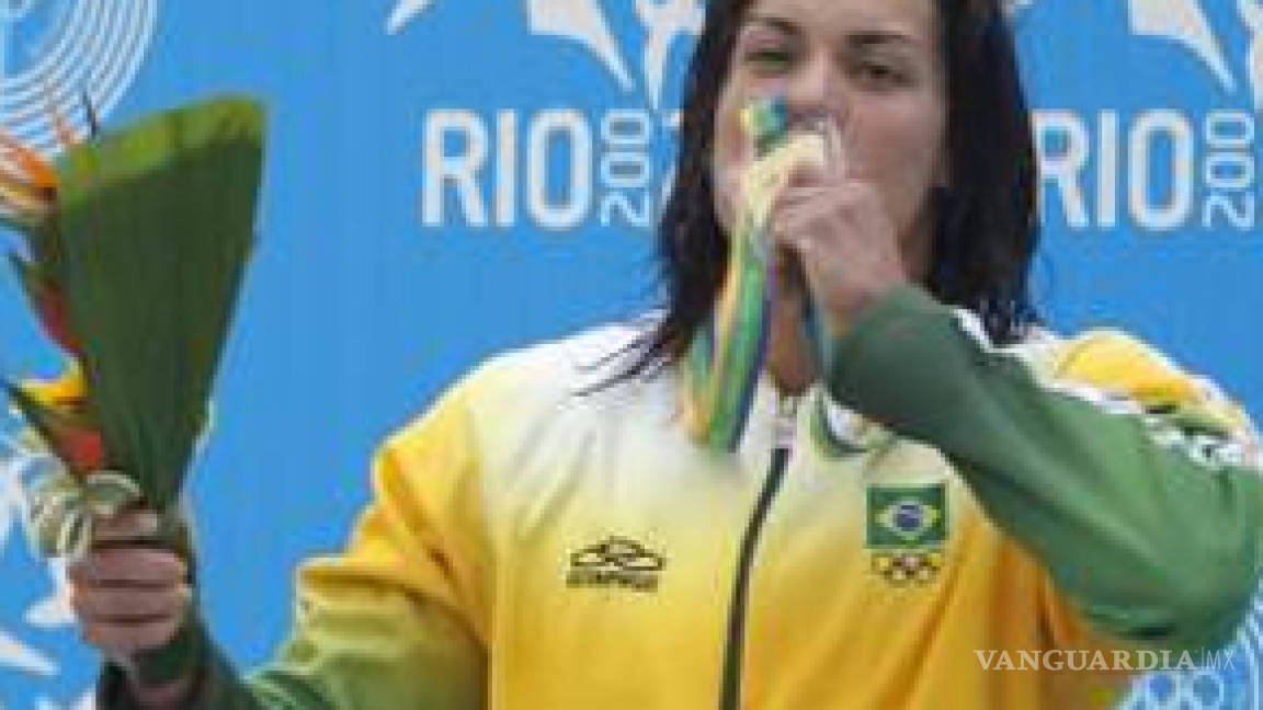 Suspenden de por vida a nadadora brasileña por dopaje