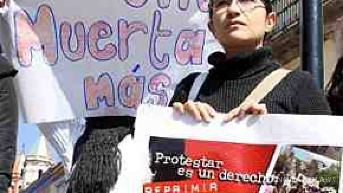 Marchan por feminicidios en Querétaro