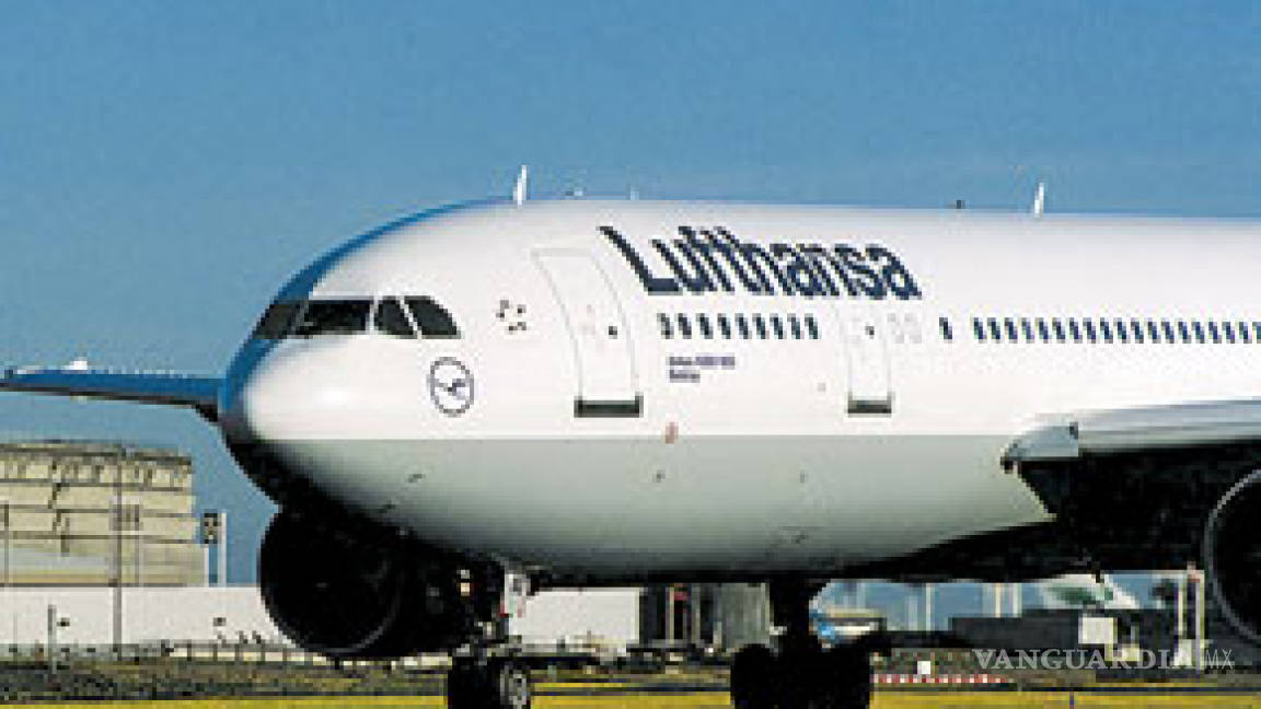 Pilotos de Lufthansa suspenden la huelga y vuelven a las negociaciones