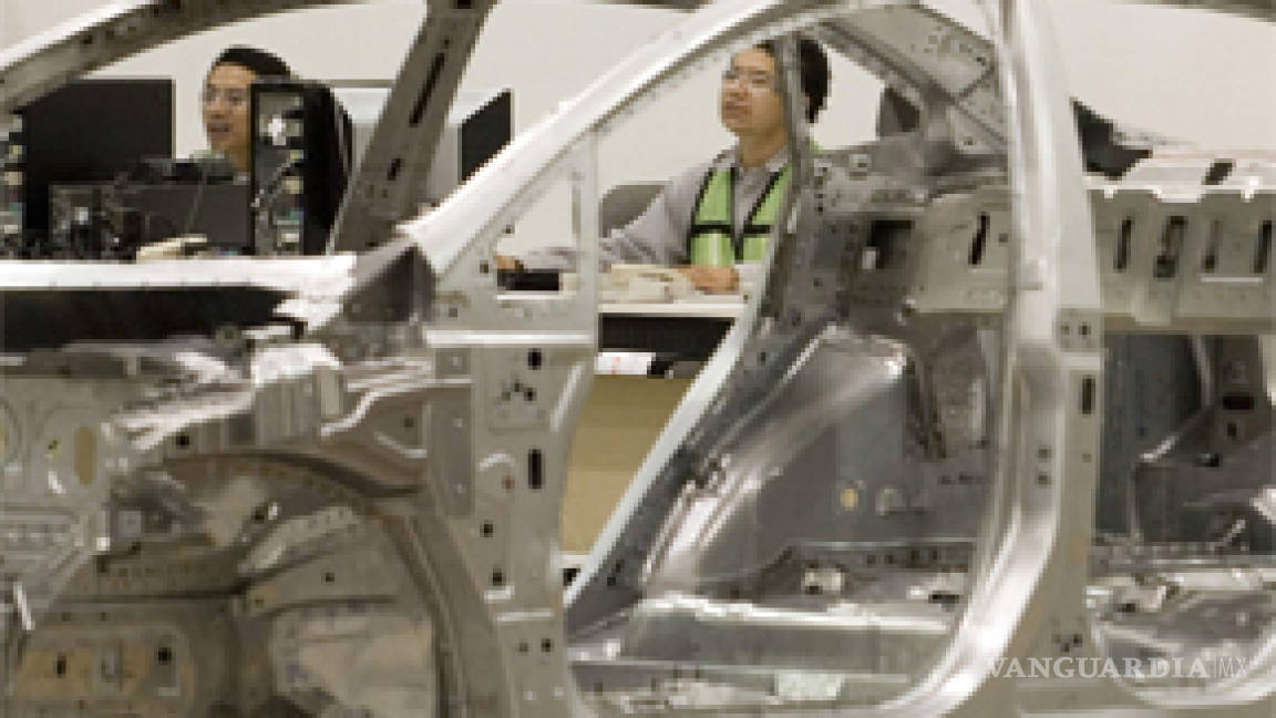Ford abre planta en México con capacidad para producir 200 mil motores al año