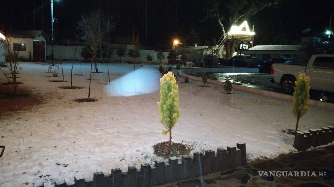 $!Arteaga se pinta de blanco en el último día del año