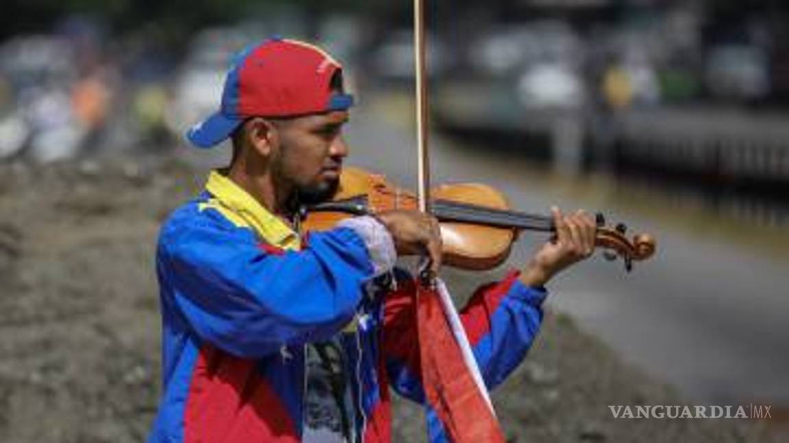 $!Maduro anuncia que detendrá “uno a uno” a los 33 magistrados de la oposición