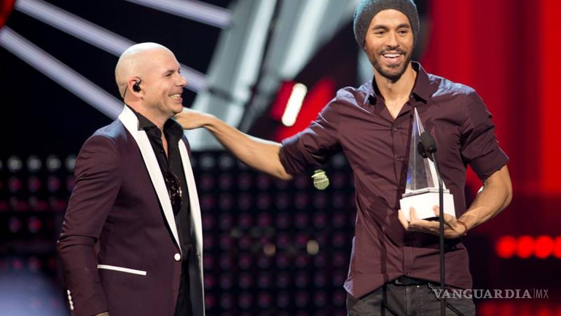 Enrique Iglesias y Prince Royce arrasan en Latin American Music Awards
