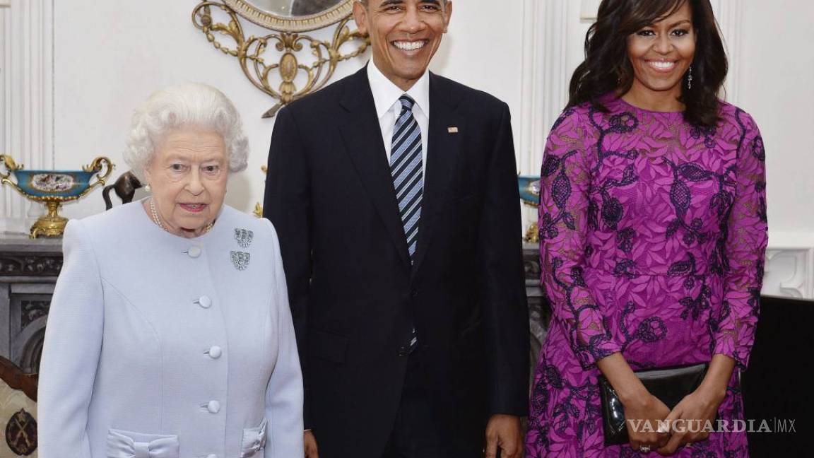 Obama come con la reina y defiende un Reino Unido dentro de la UE
