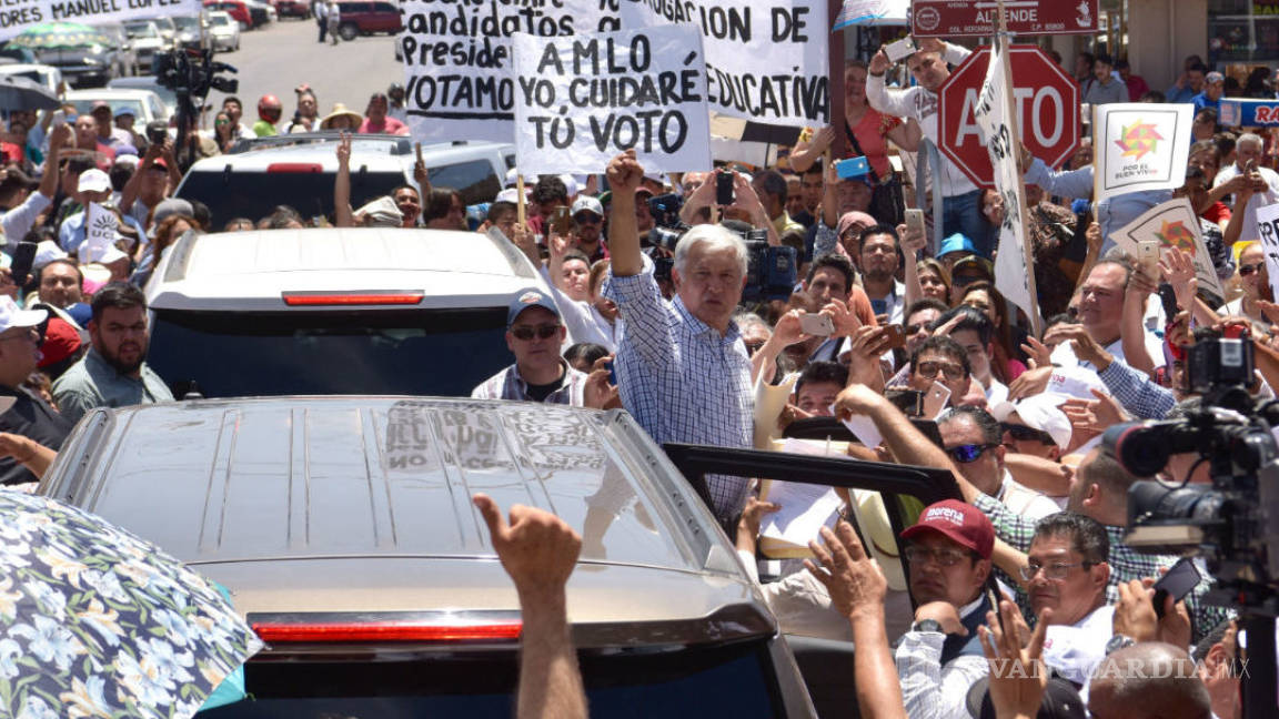 Reprocha AMLO al INE lentitud en resultados del PREP