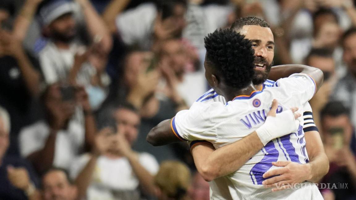 Real Madrid golea y desciende al Levante