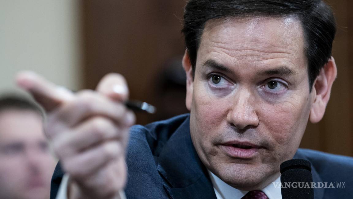 El Departamento de Estado de EU suspende las citas para visas de estudiante e intercambio