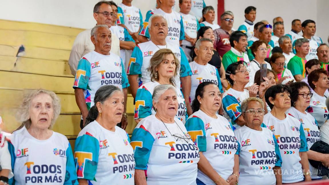 $!Más de 450 personas mayores participaron en la inauguración de los Juegos Regionales en Ramos Arizpe, con entusiasmo y espíritu competitivo.