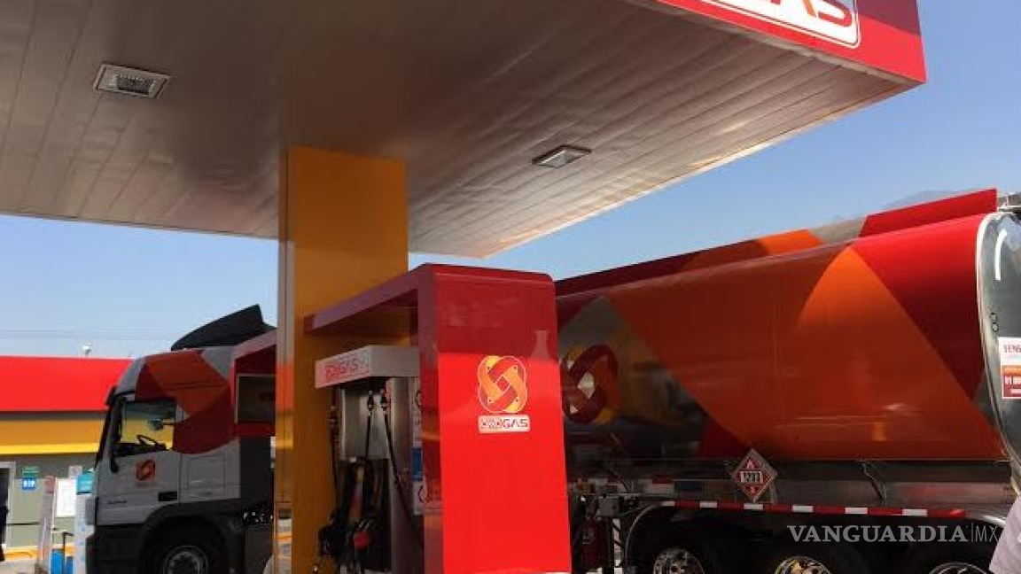 Arrancan las gasolineras Oxxo, buscan competir en la venta de gasolina