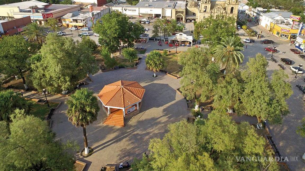 $!Múzquiz conquistó al jurado del Tianguis Turístico en la categoría de Gastronomía y Paleontología.